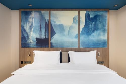 Premium King Room